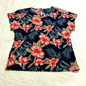 Shein Floral Top - Soze XS‎
